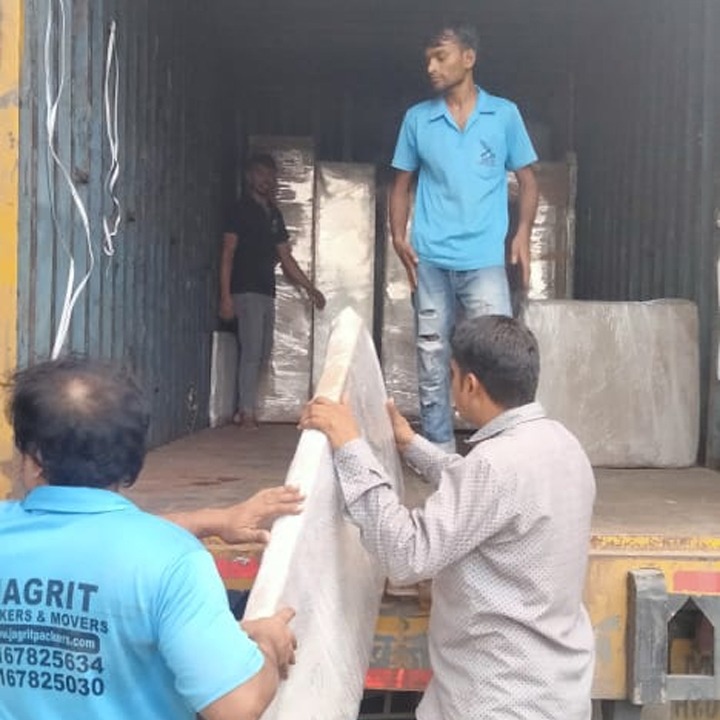 Packers & Movers In Juinagar